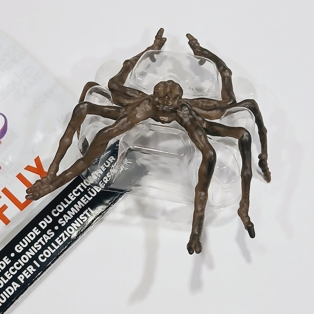 Zuru Mini Brands Netflix The Witcher Spider - Picture 3 of 4